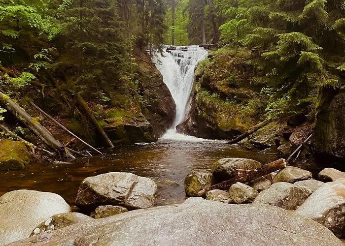 Azyl W Szklarskiej Porebie * شكلارسكا بوريبا